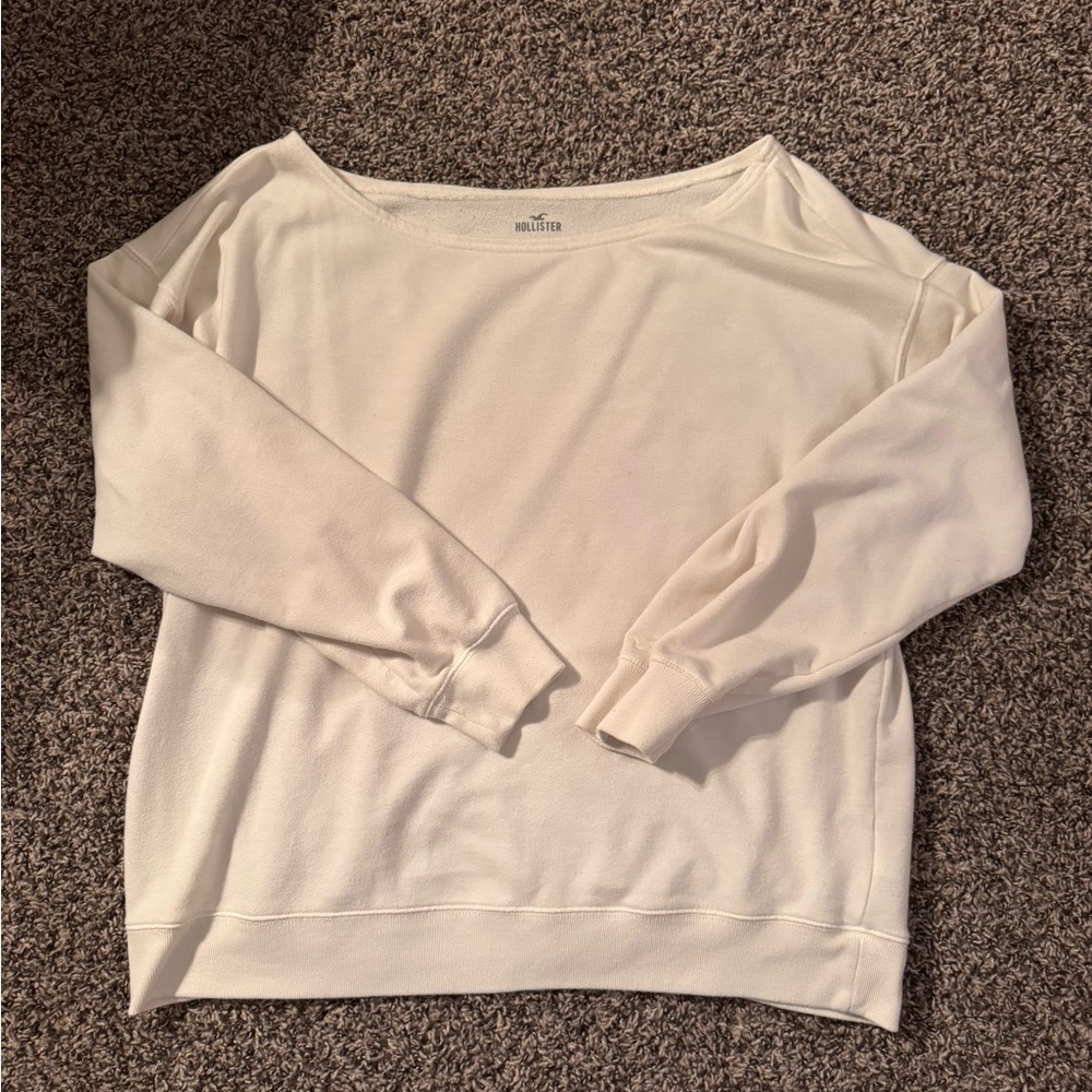 Hollister Women's Off-White Crew Neck Sweater